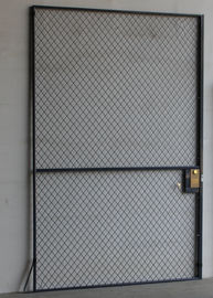Porcellana Scelga la porta di sicurezza della rete metallica provvisto di cardini, erosione della porta a battente della rete metallica resistente fabbrica