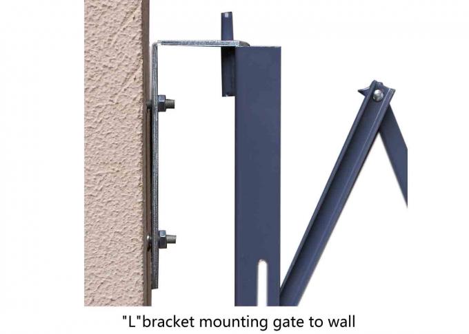 Barriere di sicurezza pieganti d'acciaio grige per il portone di forbici del metallo di affari non montato