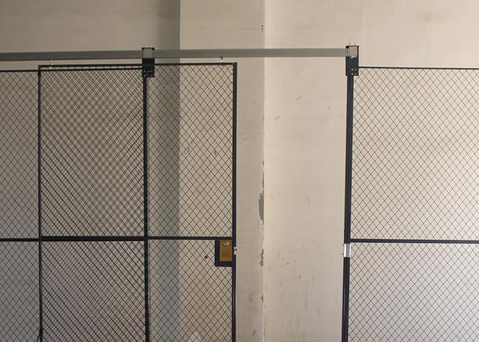 Predesigned 2 gabbie di stoccaggio della rete metallica dei lati, gabbie di sicurezza dello strumento per stoccaggio